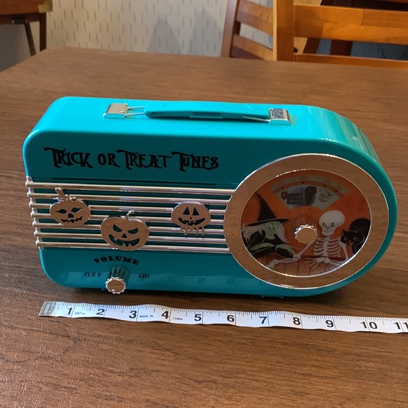 Mr Halloween Trick or Treat Tunes Radio
